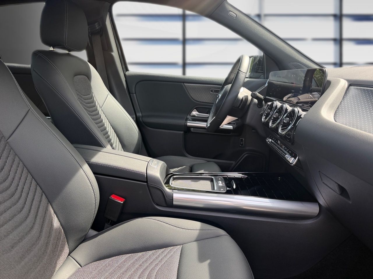 Fahrzeugabbildung Mercedes-Benz GLA 200 d AHK+KAMERA+MULTIBEAM+EASYPACK+