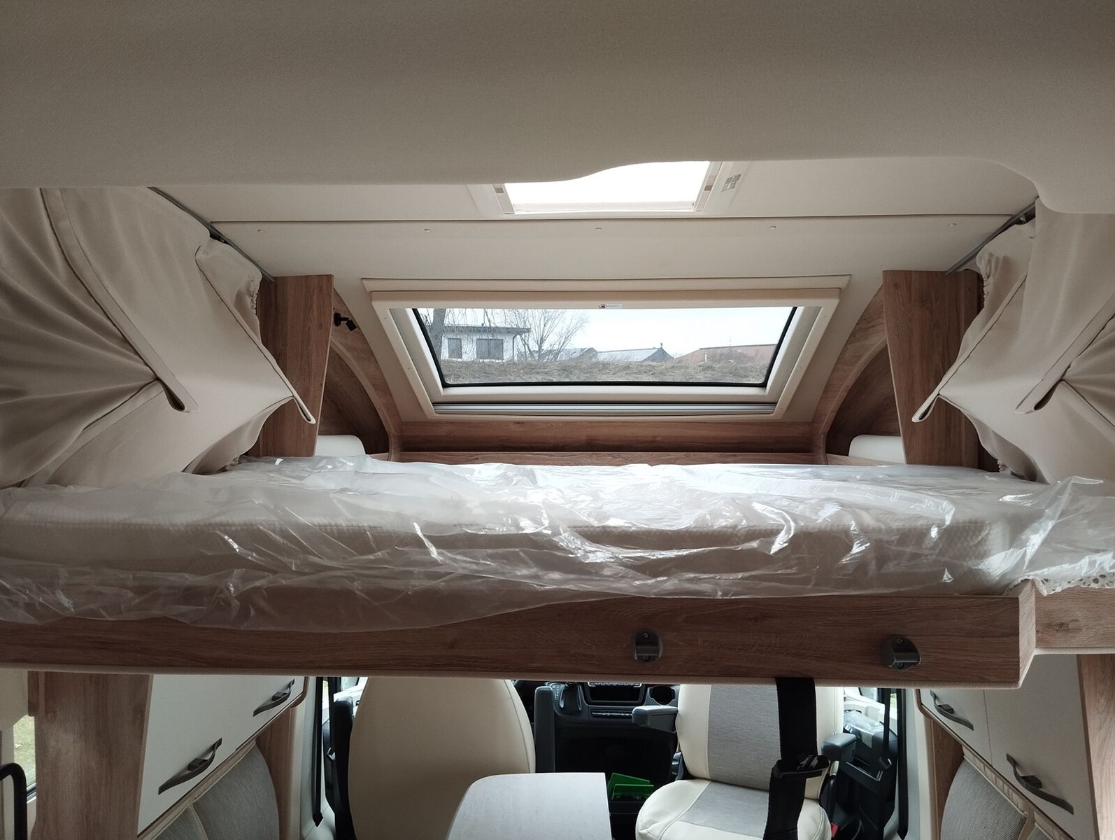 Fahrzeugabbildung Eura Mobil Profila RS PRS 720 QF Automatik/Plus Paket Alde