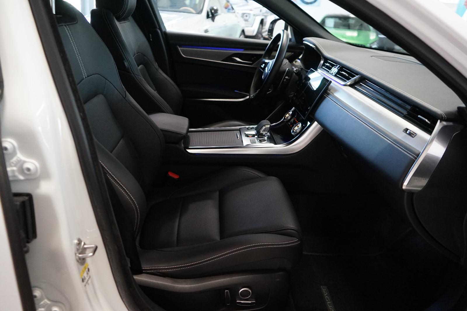 Jaguar XF Sportbrake D200 R-Dynamic Kamera+SHZ+Leder