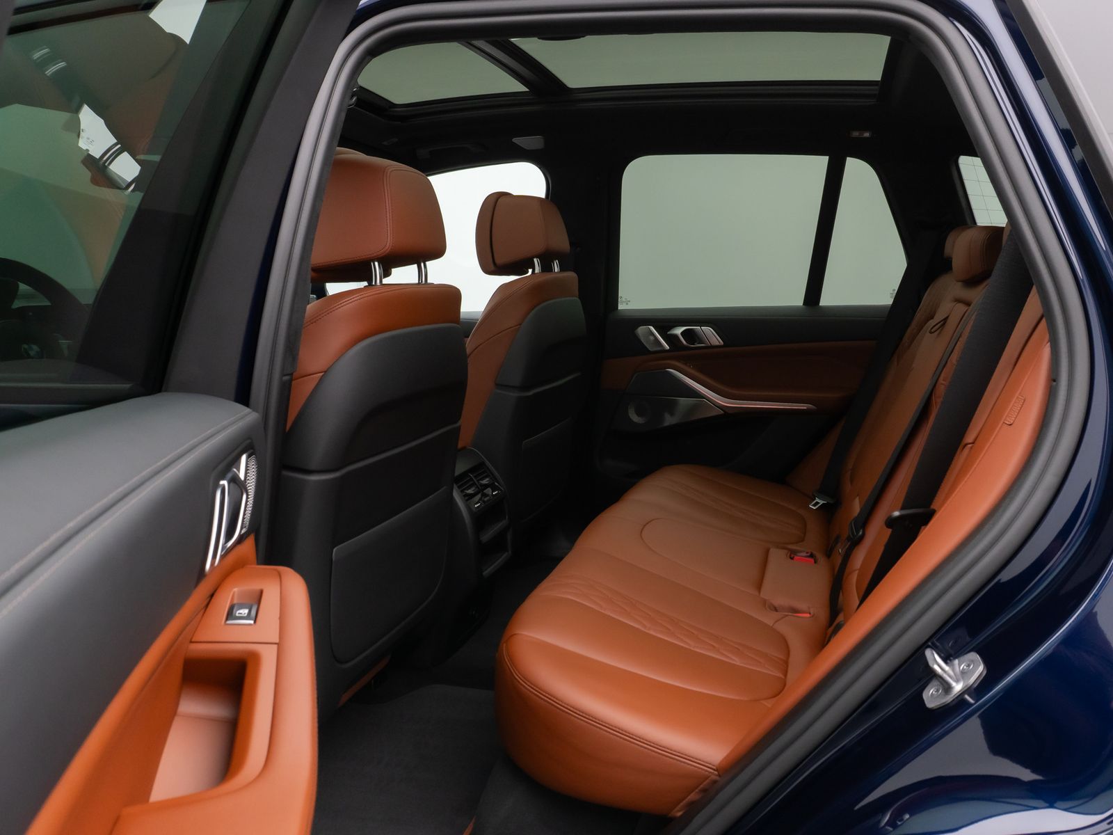 Fahrzeugabbildung BMW X5 xD40d M Sport Panorama Laser 360°B&W HUD 22"