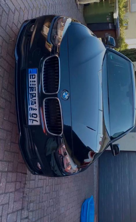 Image of BMW 320