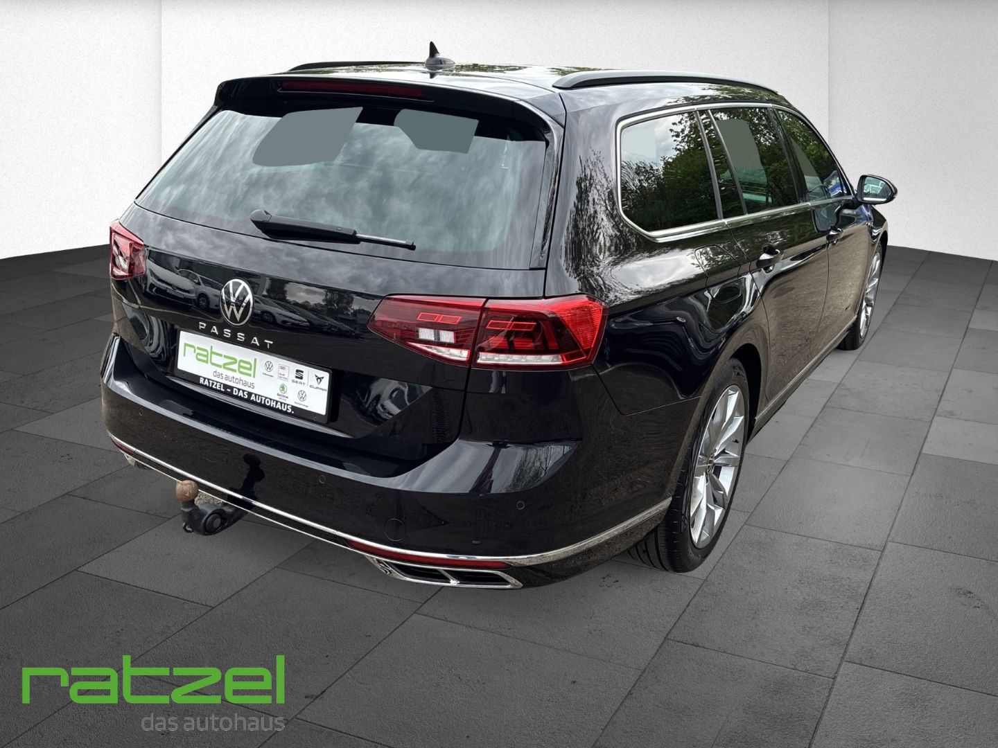 Fahrzeugabbildung Volkswagen Passat Variant Business 2.0 TDI DSG R-Line Navi