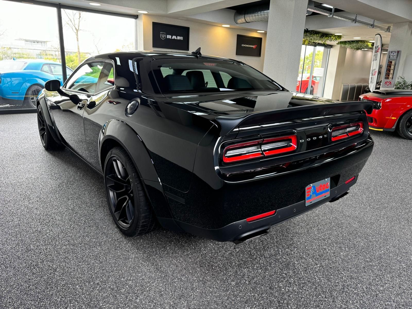 Fahrzeugabbildung Dodge CHALLENGER HELLCAT JAILBREAK -LAST CALL-CARBONE