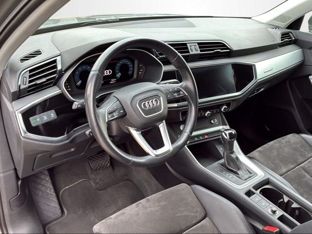 Q3 40 TFSI QUATTRO ADVANCED AZV+MATRIX+NAVI