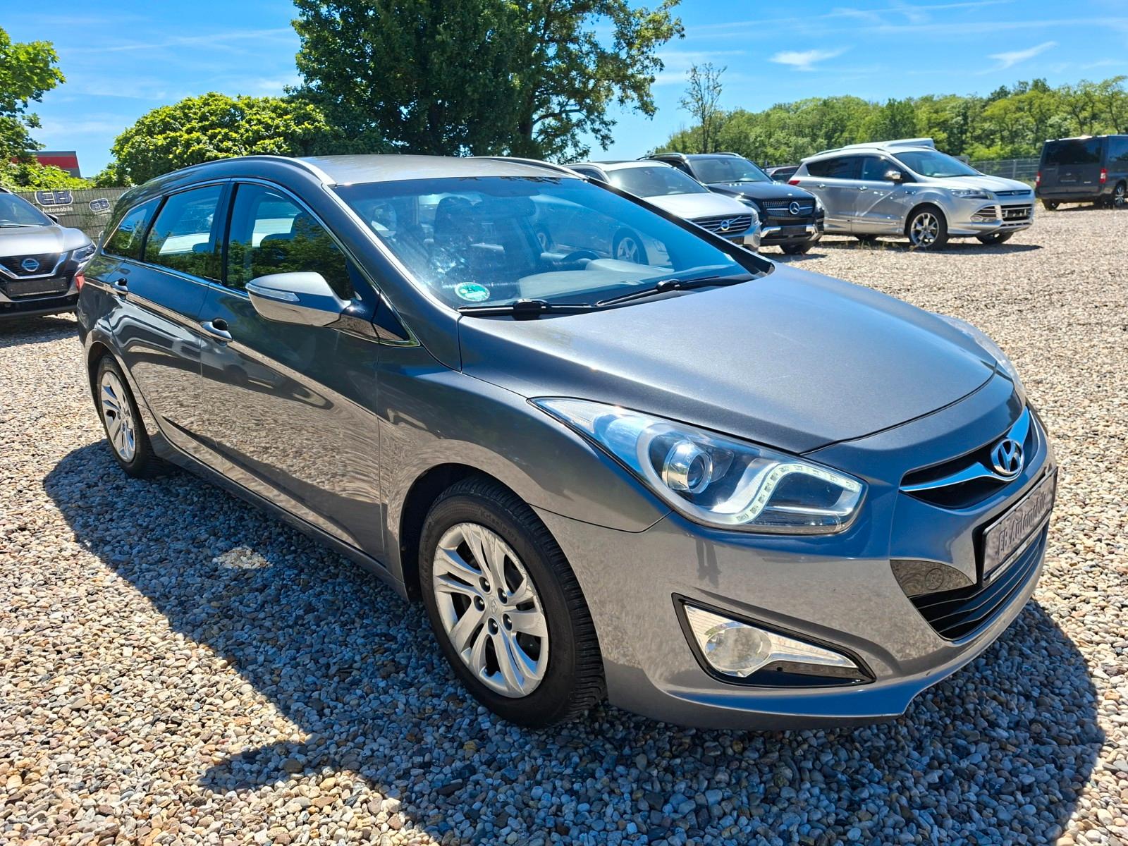 Hyundai i40 2013 — photo 33