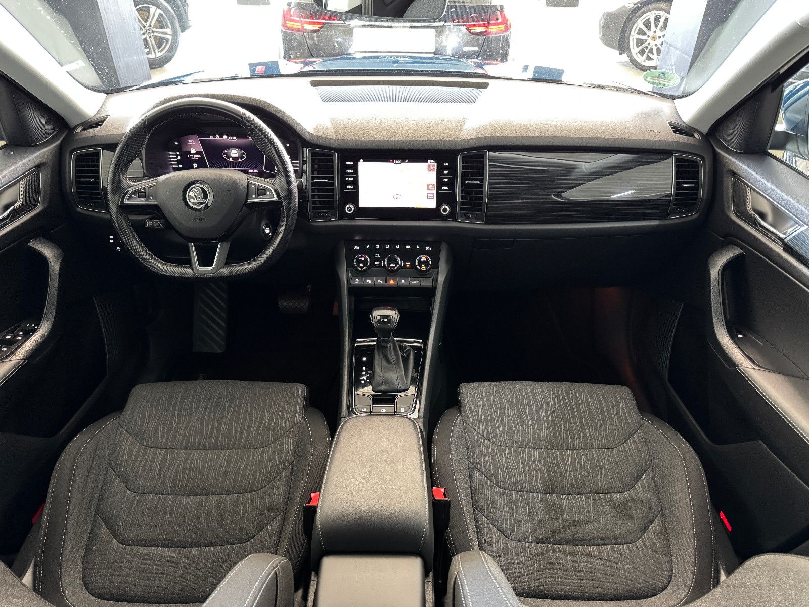 Fahrzeugabbildung SKODA Kodiaq 2.0 TDI DSG STYLE VIRTUAL ACC MEMORY AHK