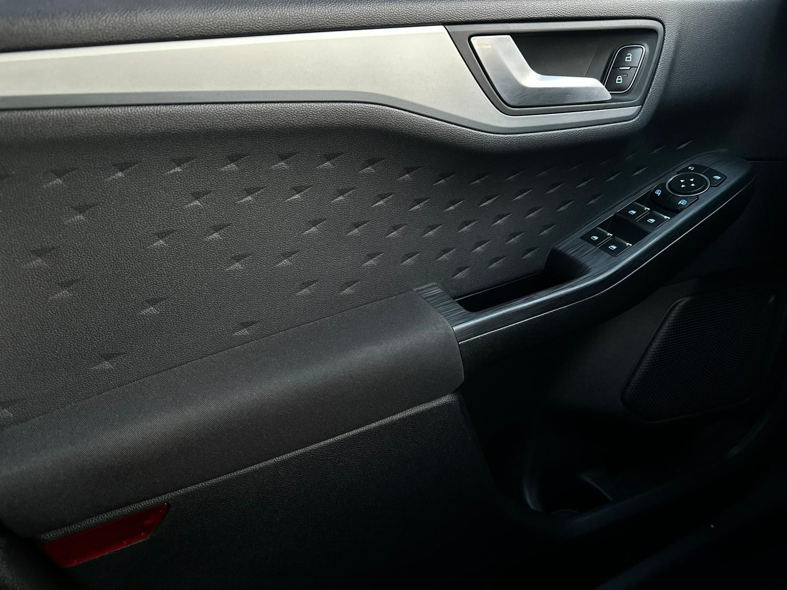 FORD Kuga 2.0EcoBlue Hybrid COOL&CONNECT* LED#AHK#FH - Image 17