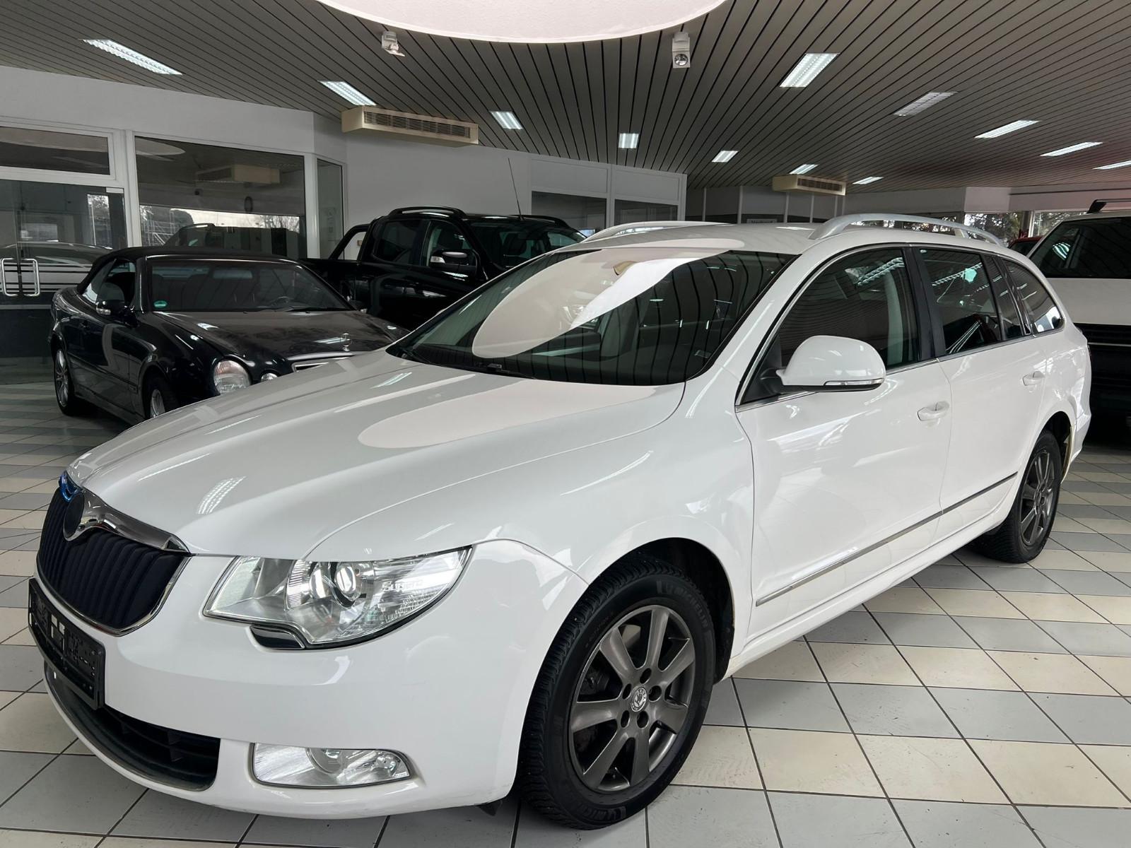 Skoda Superb Combi Elegance*Xenon*Memory*Tempo.*Kamera