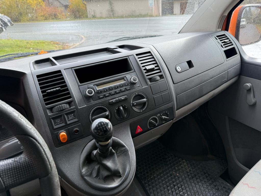 Volkswagen T5 Kombi