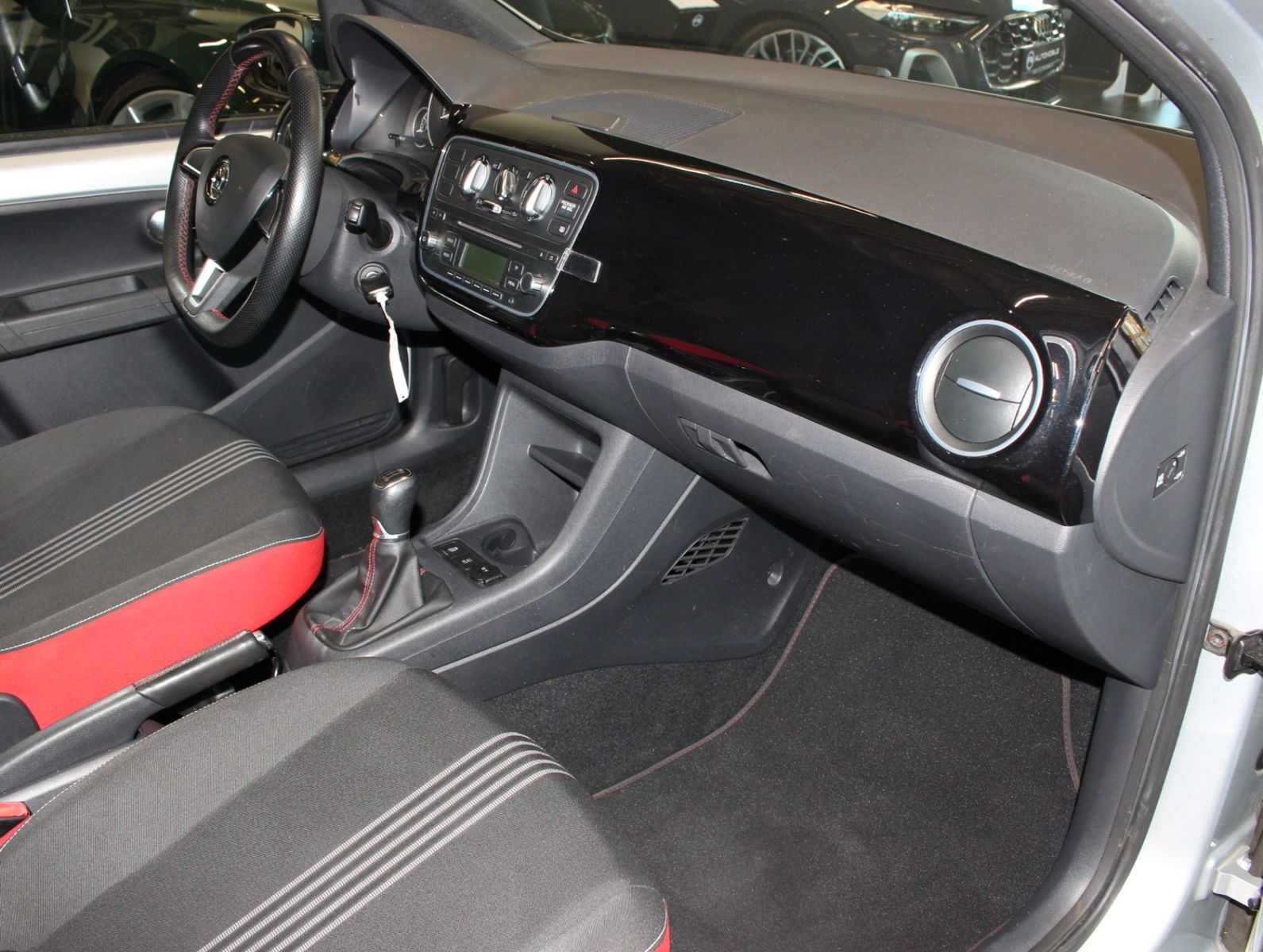 Fahrzeugabbildung SKODA Citigo Monte Carlo 2. Hand*Klima*PDC*Tempomat