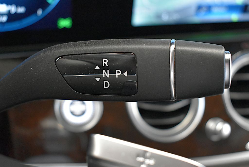 Mercedes-Benz E 300 e T 9G-TRONIC Exclusive – Bild 13