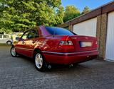 Mercedes-Benz Mercedes c220 Elegance - Mercedes-Benz C 220 mit Benzin-Antrieb