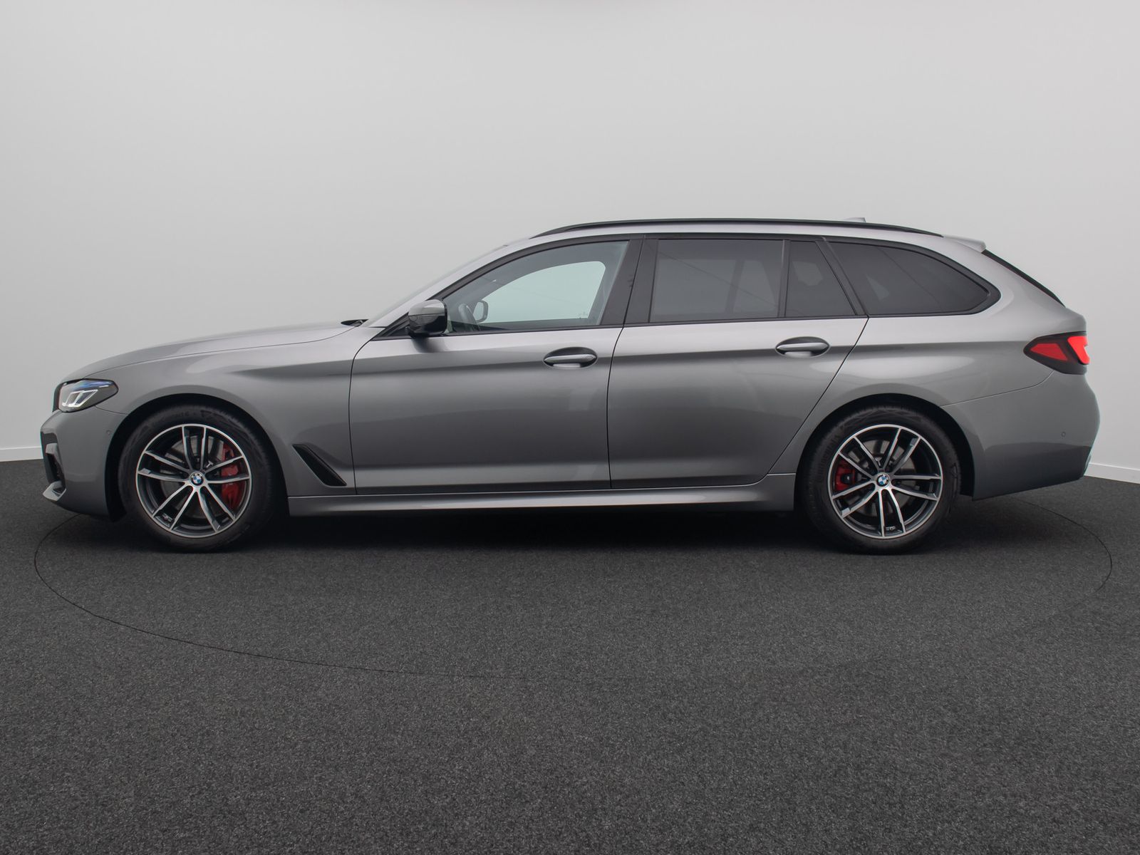 Fahrzeugabbildung BMW 530d M Sport DAB Kamera Laser AHK Komfort Alarm