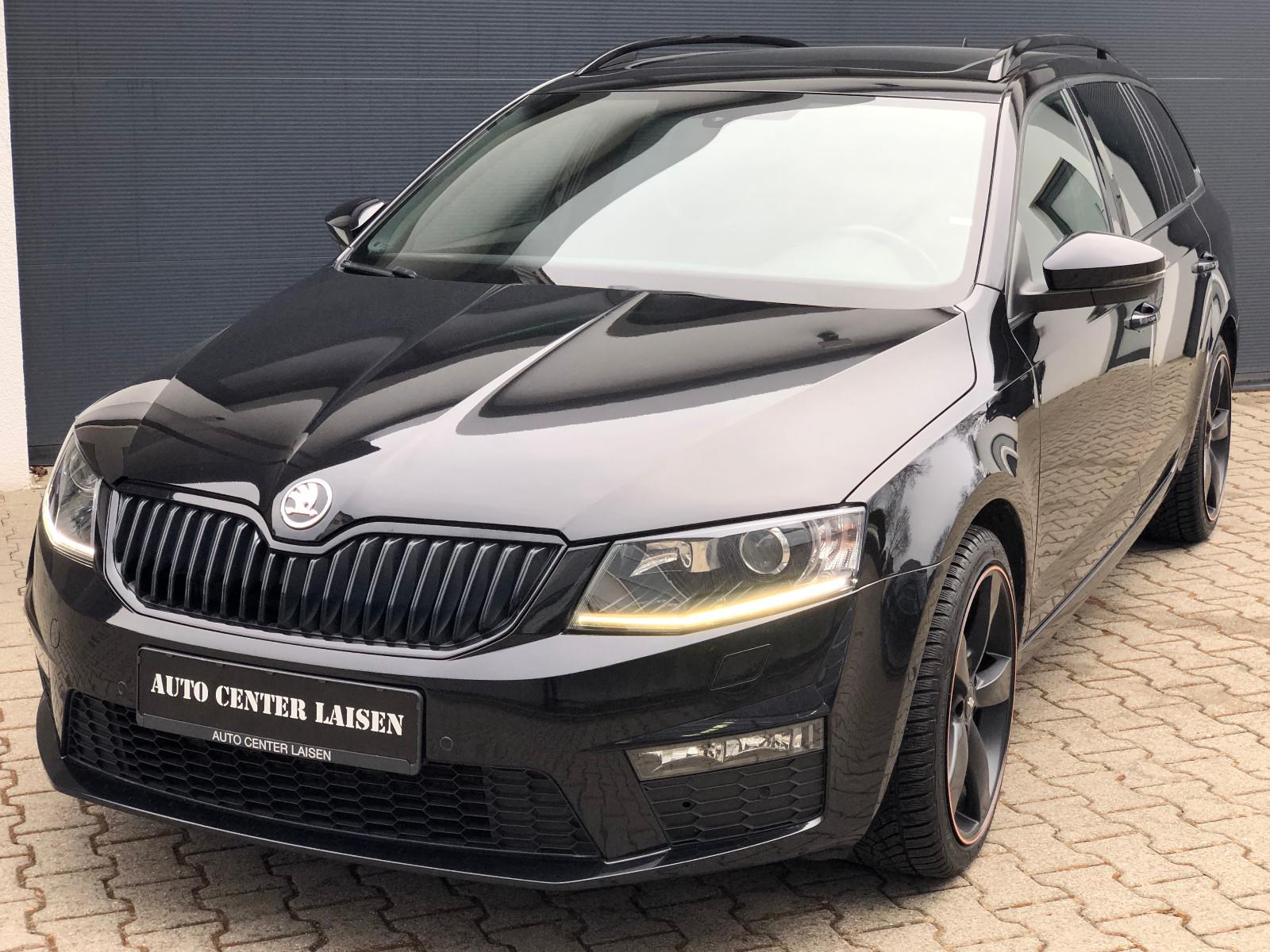 Skoda Octavia Combi RS DSG BiXenon Pano Navi AHK PDC