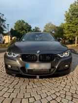 BMW 330 F30 M-Performance - BMW 330 aus 2013 mit Diesel-Antrieb: Limousine