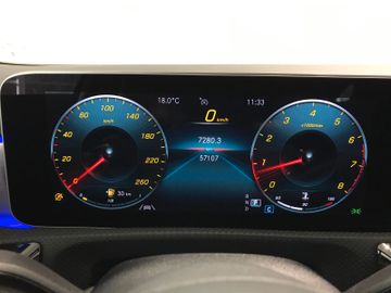 Mercedes-Benz CLA 220SB AMG-LINE DSG KAM LED NAV PANO SHZ TEMP