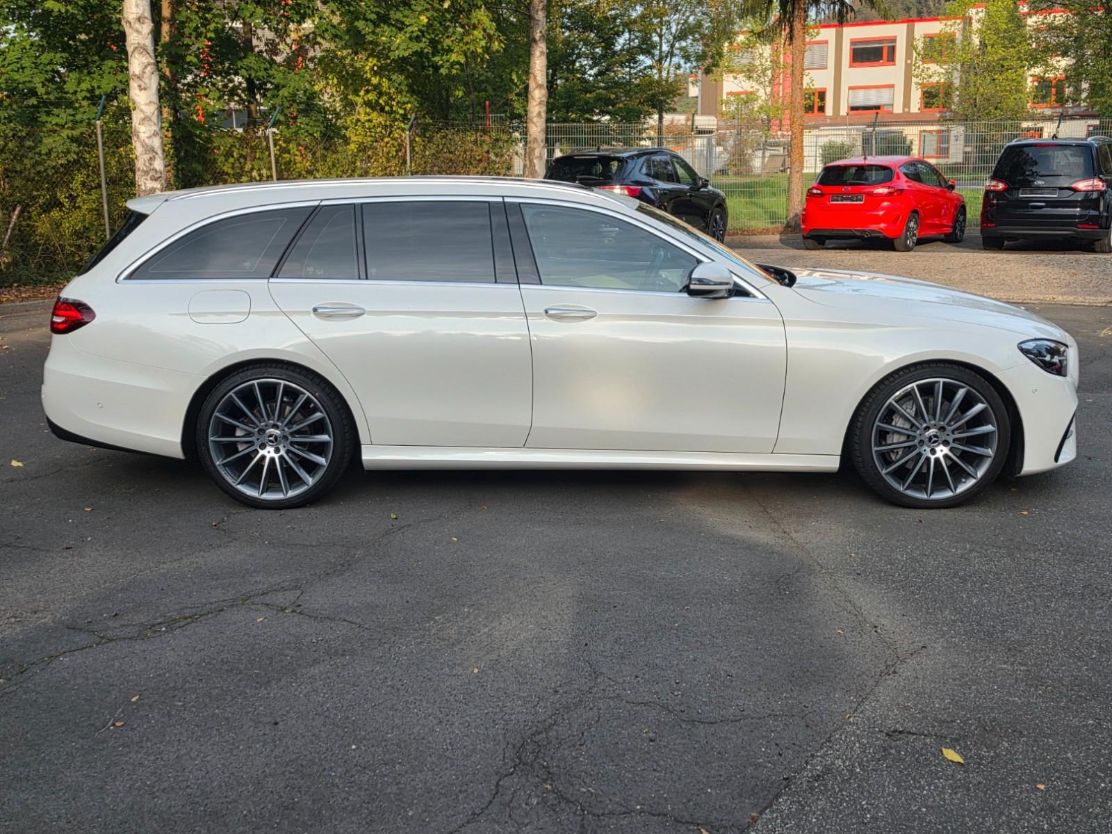 Mercedes-Benz E-Class d*AMG LINE*KESSY*DIST+*WIDE*AHK*HUD*, миниатюра 4