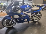 Yamaha YZF-R6 - YAMAHA 1999 YZF R6
