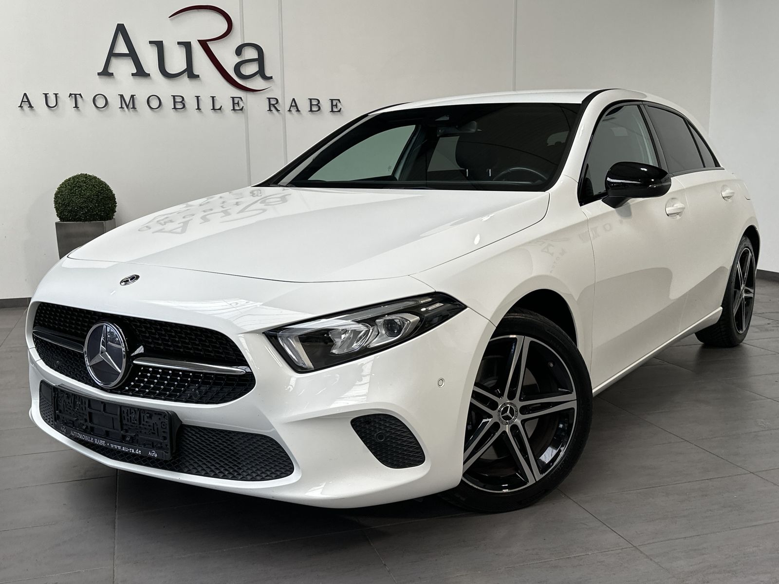 Fahrzeugabbildung Mercedes-Benz A 250 Progressive DCT NAV+LED+SHZ+AHK+DIGDISPLAY