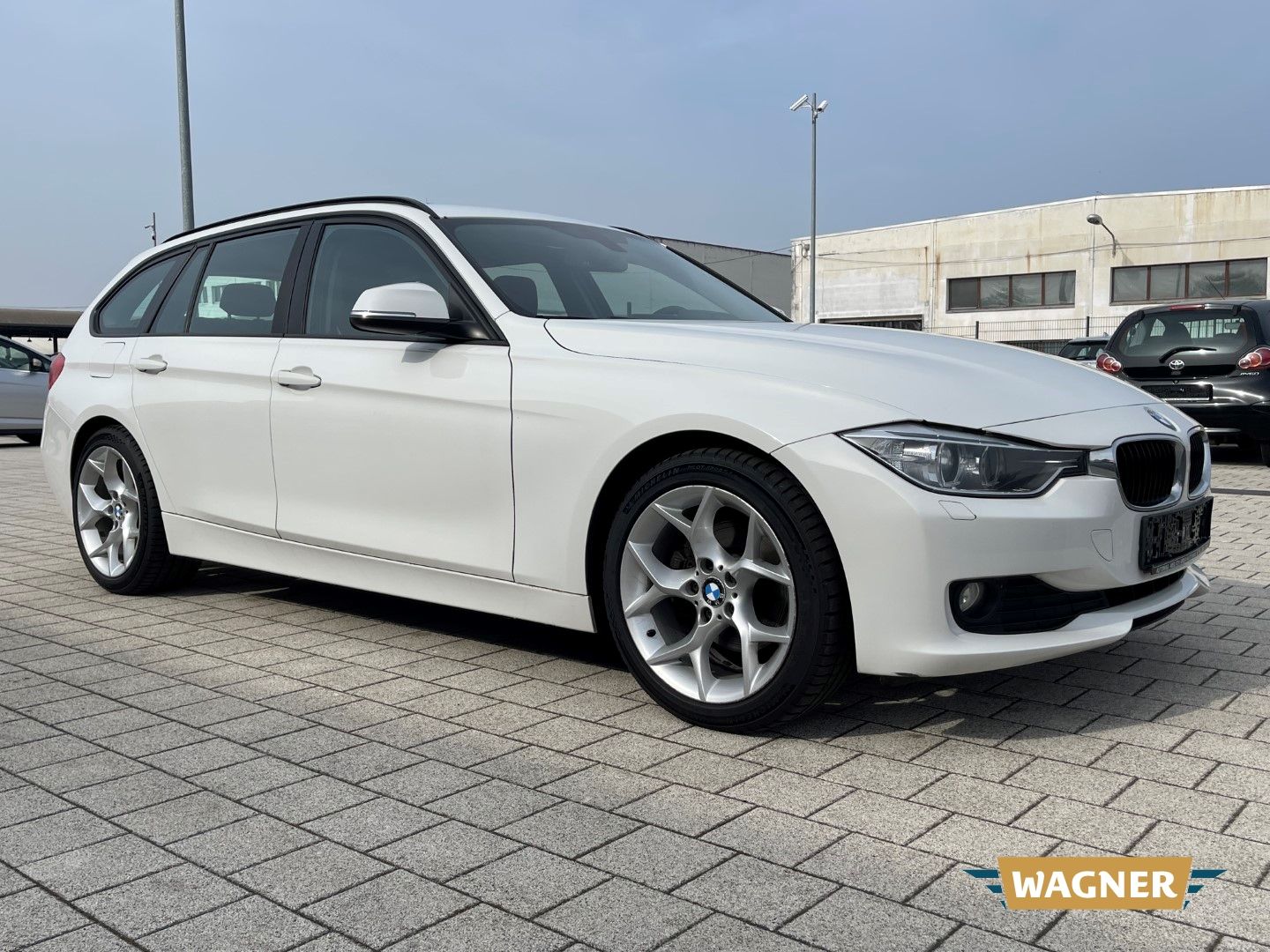 Fahrzeugabbildung BMW 320 d Touring Sitzheizung Tempomat Klimaautomati