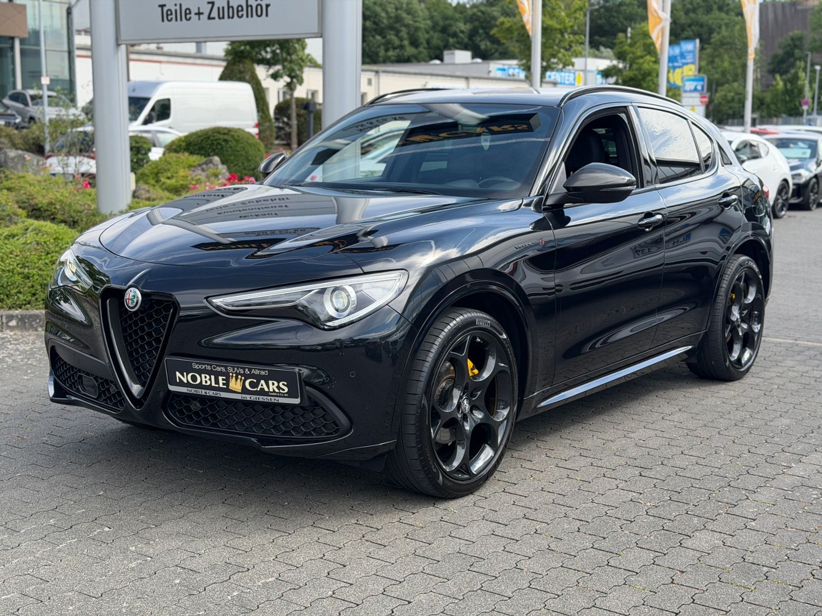 Fahrzeugabbildung Alfa Romeo Stelvio Veloce Ti Q4 H/K BI-XEN NAV RFK 21"