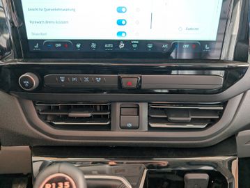 Ford Tourneo Custom Tit. 2.0 L1 NEUES MODELL