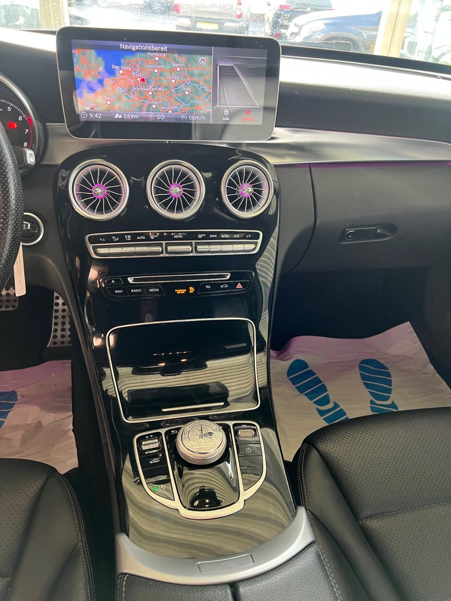 Fahrzeugabbildung Mercedes-Benz C 200 CGI Lim AMG LINE *AMBIENTE*KAMERA*HEAD-UP*