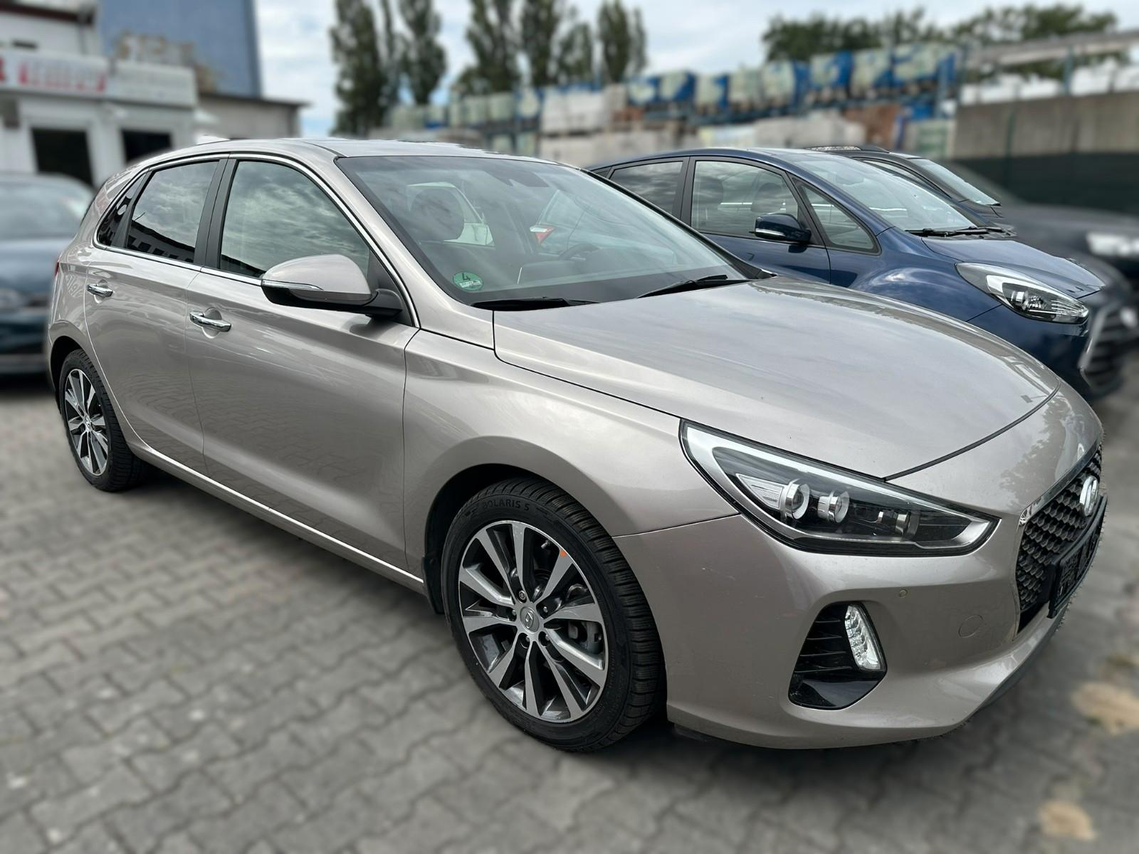 Hyundai i30 1.4 T-GDI Premium 1.Hand