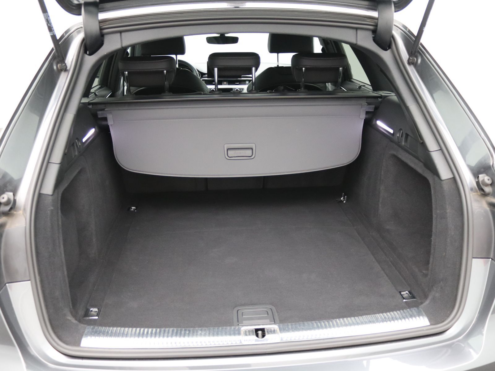 Audi A4 - Bild 8