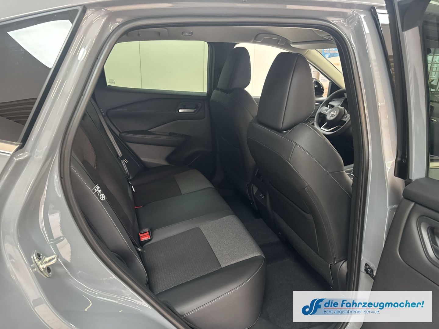 Fahrzeugabbildung Nissan Qashqai N-Connecta Navi 360 Kamera LED Apple Car