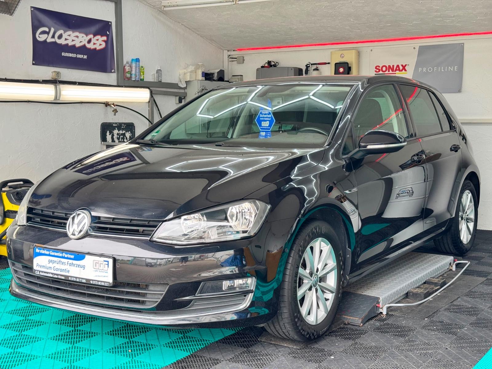 Volkswagen Golf VII Lim. 2.0 TDI Lounge*SHZ*PDC*1H