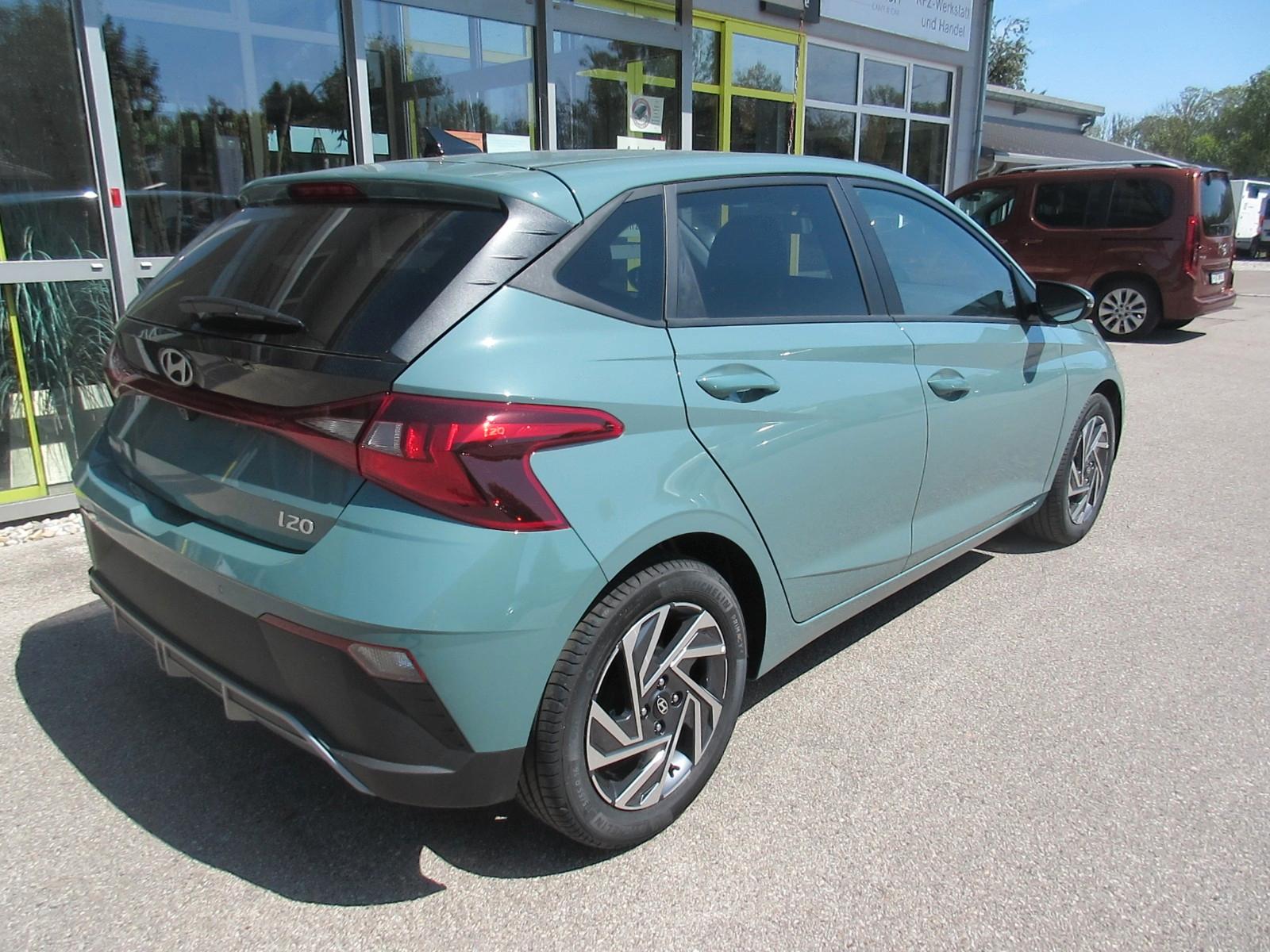 Hyundai i20 1.2 MPI SoMo "Pure" Navi/PDC/RFK/Klima