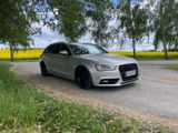 Audi A4 B8 Facelift / Ponorama / Xenon / PDC - Audi A4 aus 2012: Facelift
