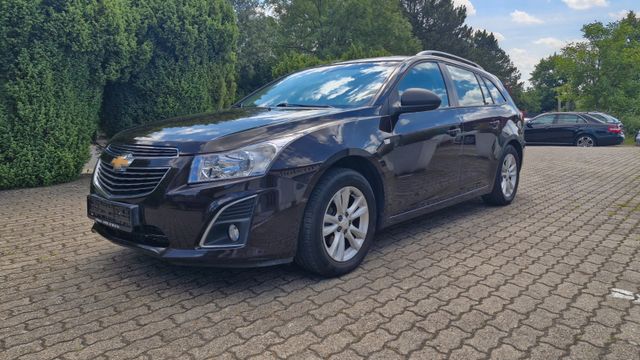 Chevrolet Cruze Station Wagon LT+ 1.Hand TÜV Neu