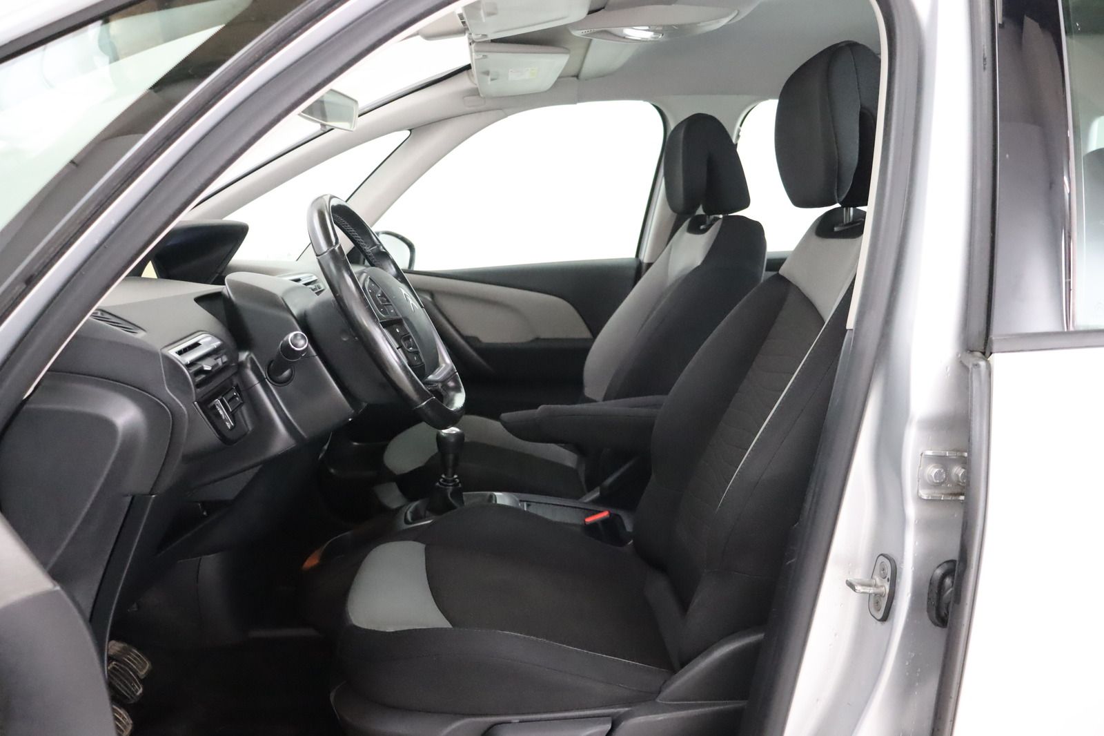 Fahrzeugabbildung Citroën Grand C4 Picasso 7-Sitzer * RFK * Navi * AHK