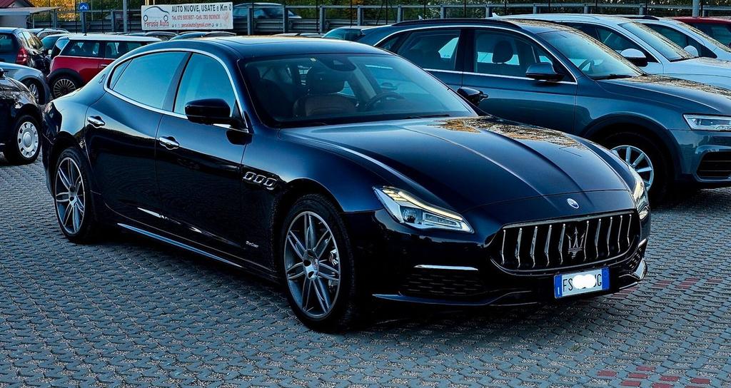 Maserati Quattroporte