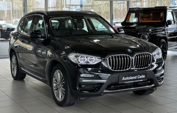 Fahrzeugabbildung BMW X3 xD25d Luxury Line Alarm HUD Panorama Komfort
