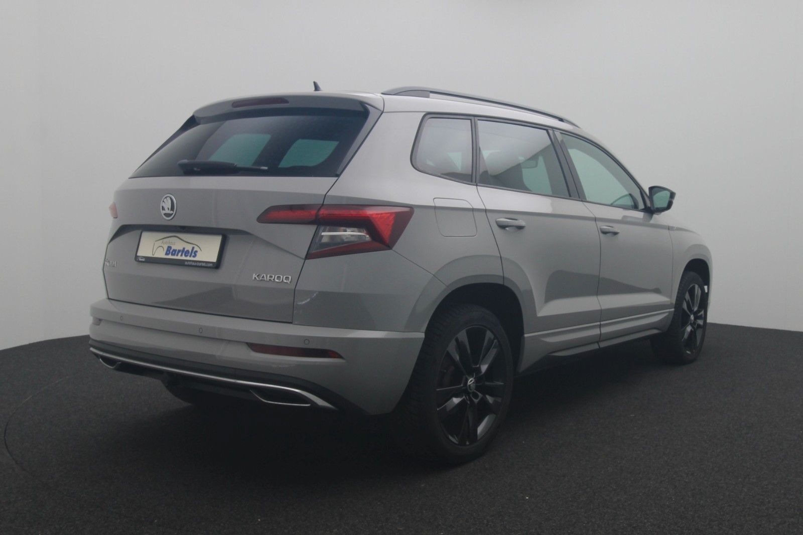 Fahrzeugabbildung SKODA Karoq 1.5 Ambition Sports-Line LED NAVI ACC