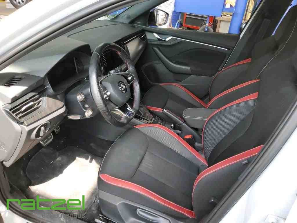 Fahrzeugabbildung SKODA Kamiq Monte Carlo 1.5 TSI DSG Panorama+Navi Digi