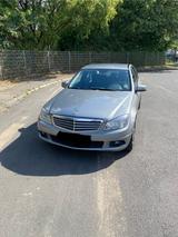 Mercedes-Benz C 180 KOMPRESSOR BlueEFFICIENCY - - Mercedes-Benz C 180: Blueefficiency Kompressor