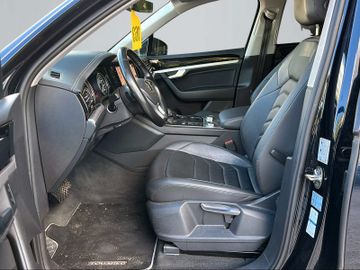 Volkswagen Touareg - 10