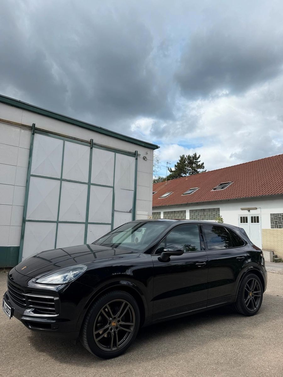 Porsche Cayenne Basis foto 4