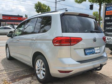Volkswagen Touran - 5