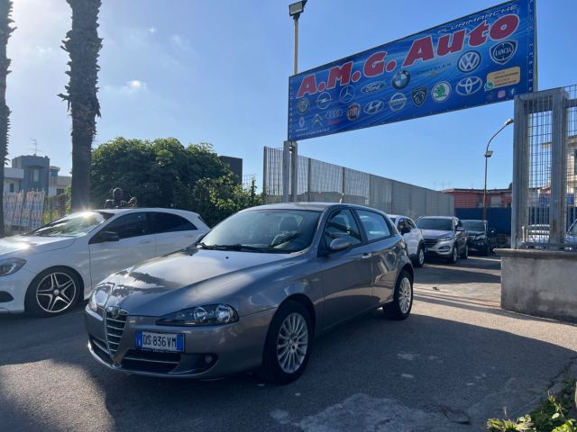 Alfa Romeo 147 1.9 JTD (120) 5 porte Distinctive