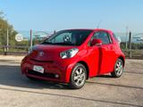 Toyota iQ 1.0 Sol Neopatentati - Toyota IQ: Limousine