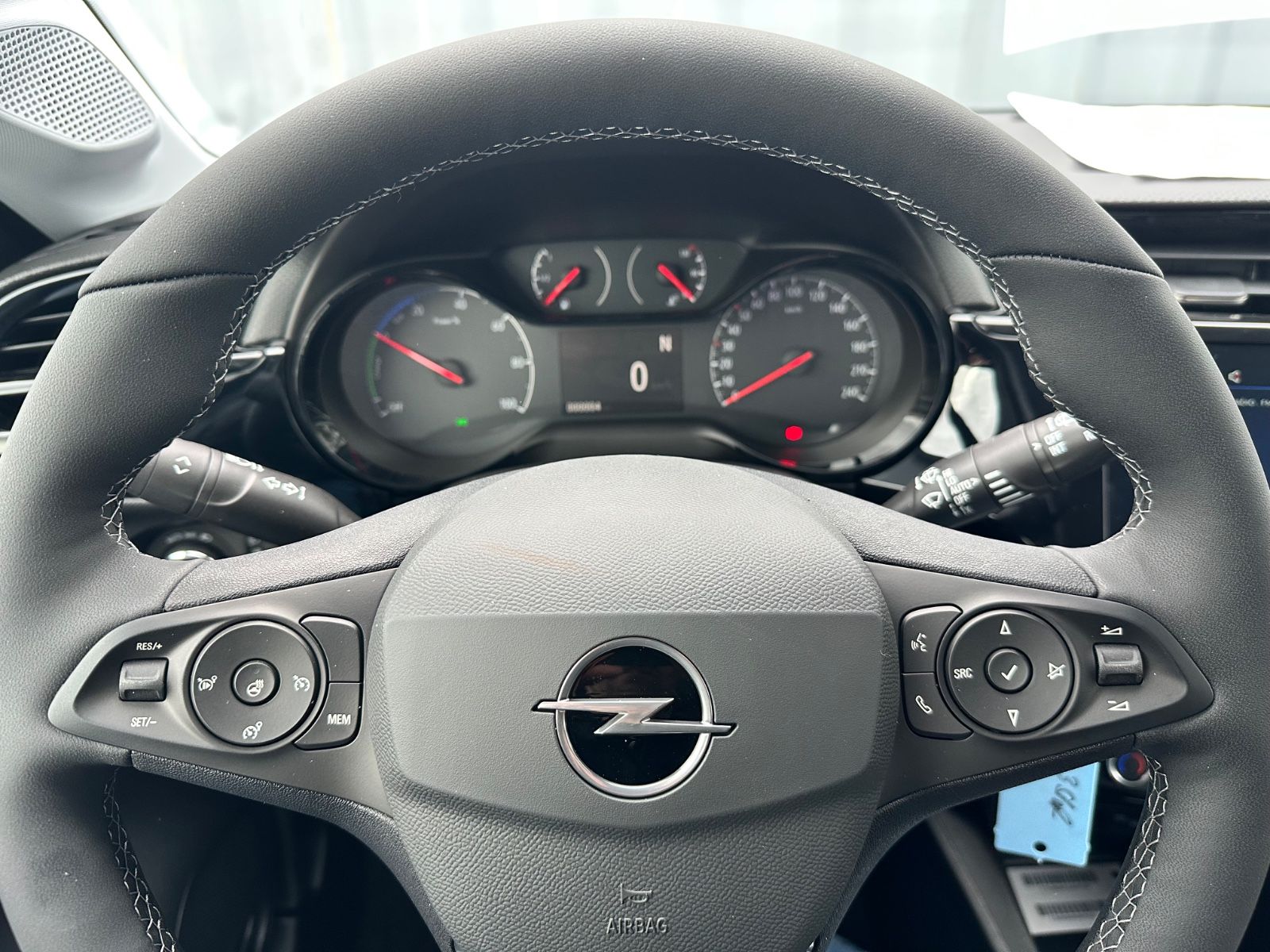 Fahrzeugabbildung Opel Corsa Edition 48V Hybrid Allw.*Sitzh.*Komfortp.