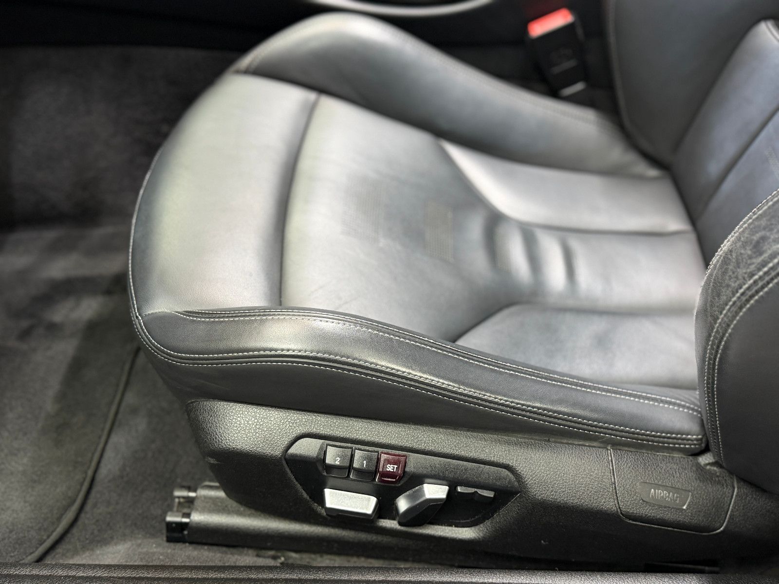 Fahrzeugabbildung BMW M4 Competition |INDIVIDUAL|H/K|HuD