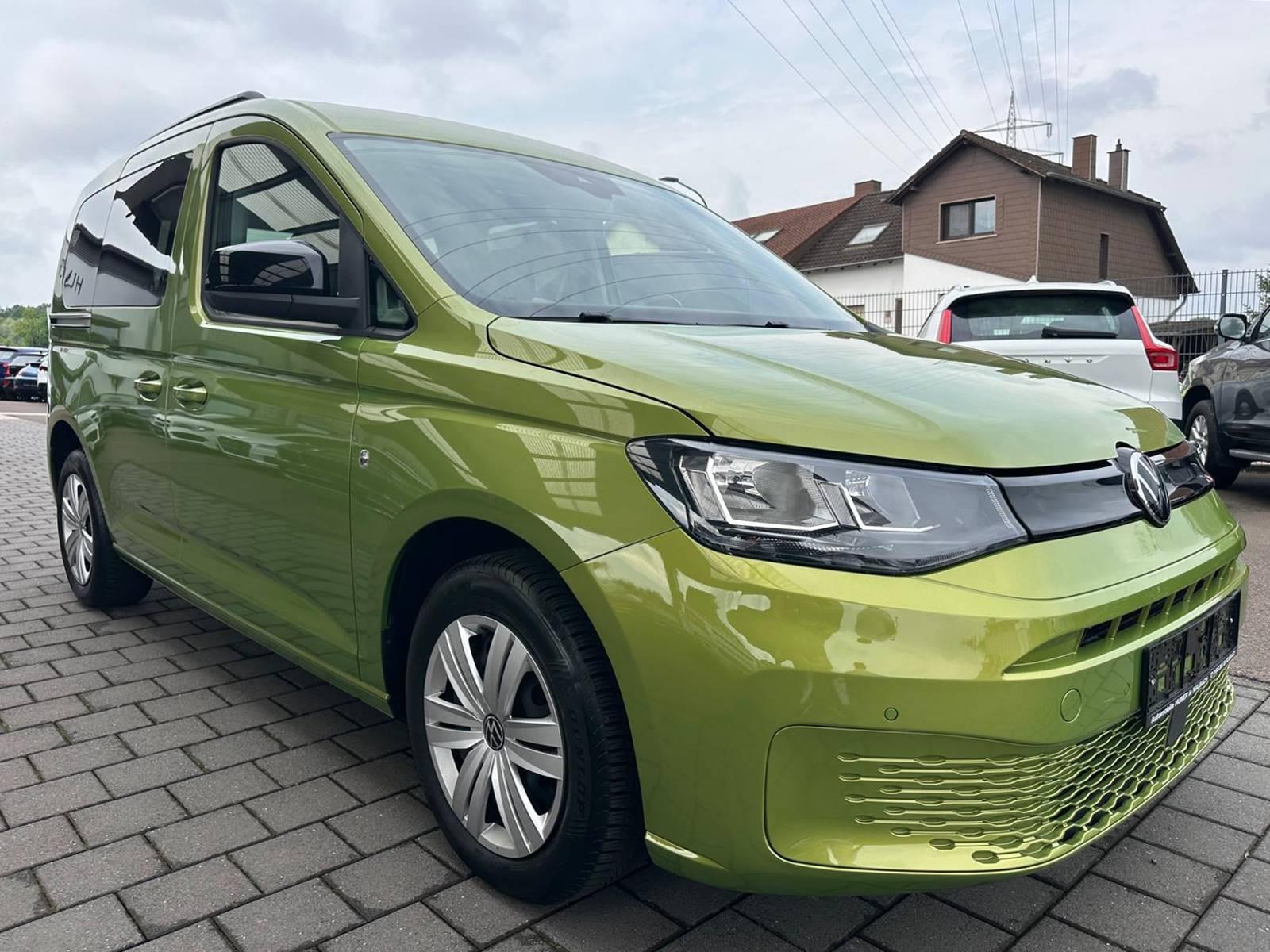 Volkswagen Caddy 2.0TDI Klimaaut Nav 2xSchiebetüren 5-Sitze