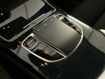 Mercedes GLC 300 - 11
