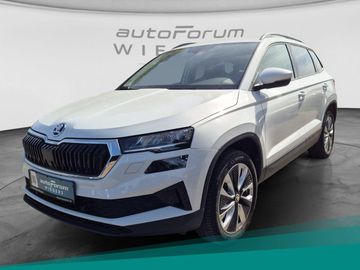 Skoda Karoq 1,5 TSI STYLE DSG+Kamera+SHZ+AHK